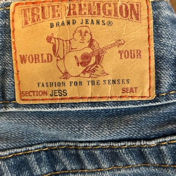 True Religion Jess Denim Shorts - Picture 15 of 16
